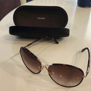 Tom Ford Rosie sunglasses with case